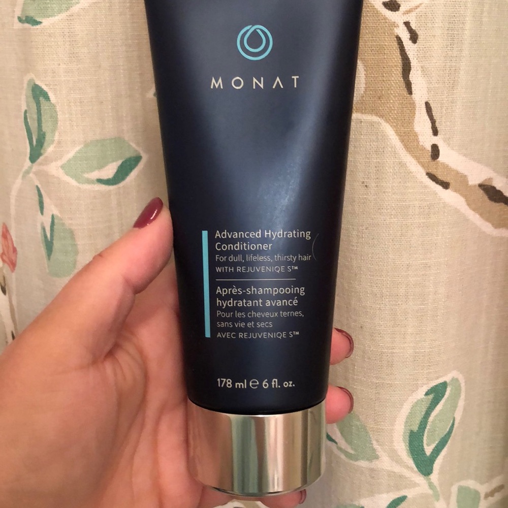 Monat Advanced Hydrating Conditioner